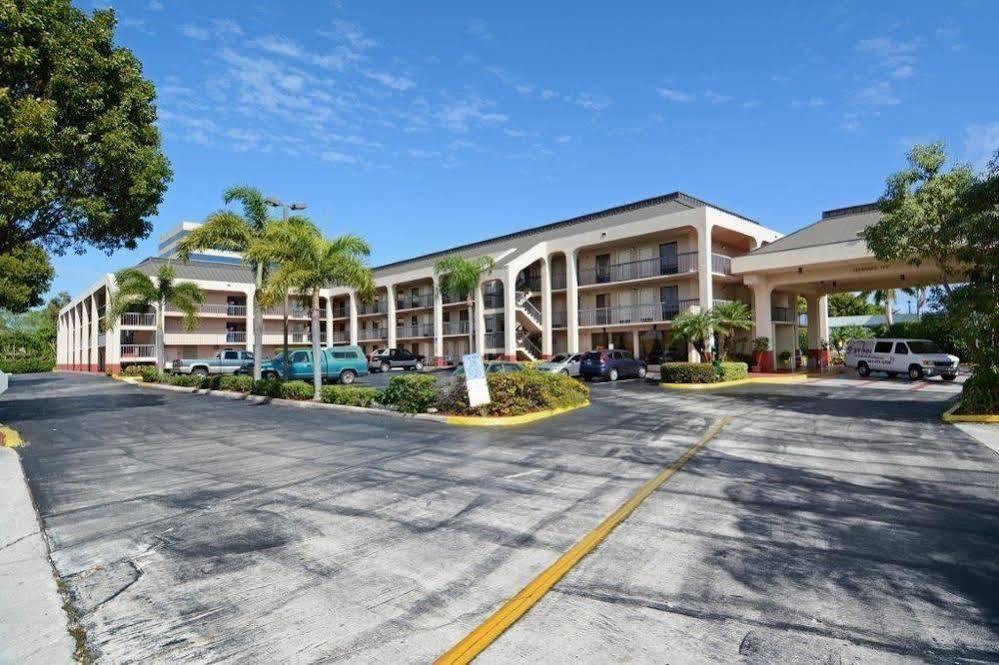 Quality Inn Palm Beach International Airport West Palm Beach Dış mekan fotoğraf